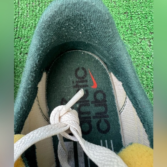 Nike Waffle Trainer 2 Athletic Club Pro Green DJ6054-100 Men’s Size 10 pre-owned - Picture 16 of 16